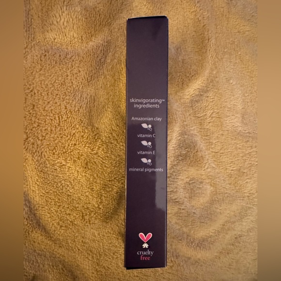 tarte The Sculptor Contouring Face Slenderizer in Park Ave Princess - Picture 6 of 10